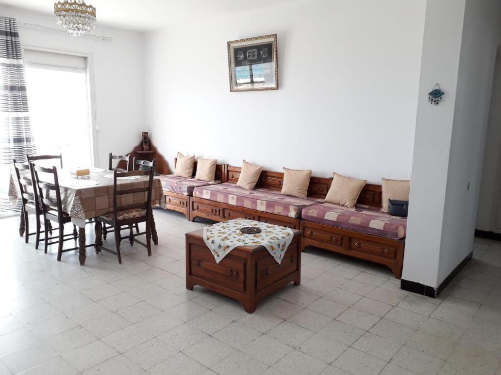 Bel Appartement Face A La Mediterranee Bizerte Luaran gambar